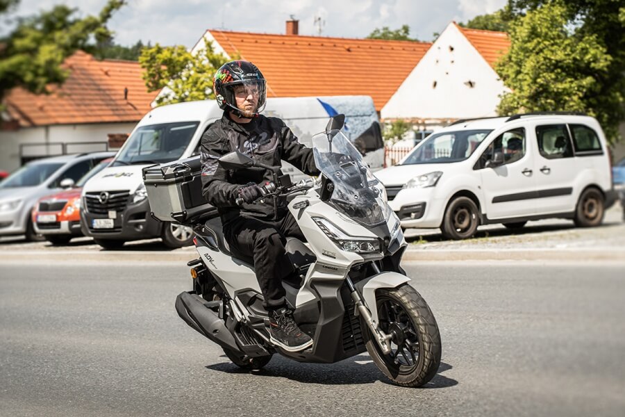 ADV Buck 125