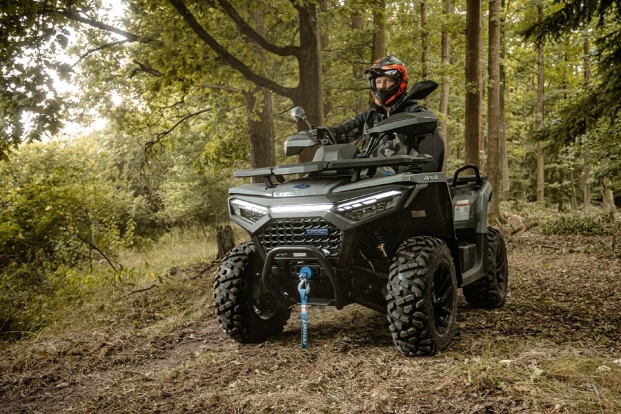 Landforce 550L