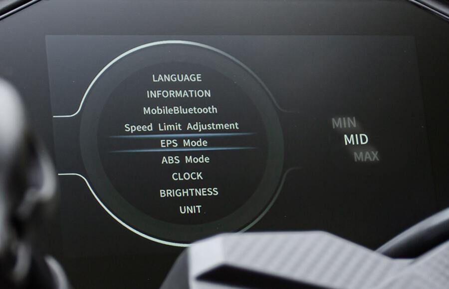 Podesivi servo upravljač